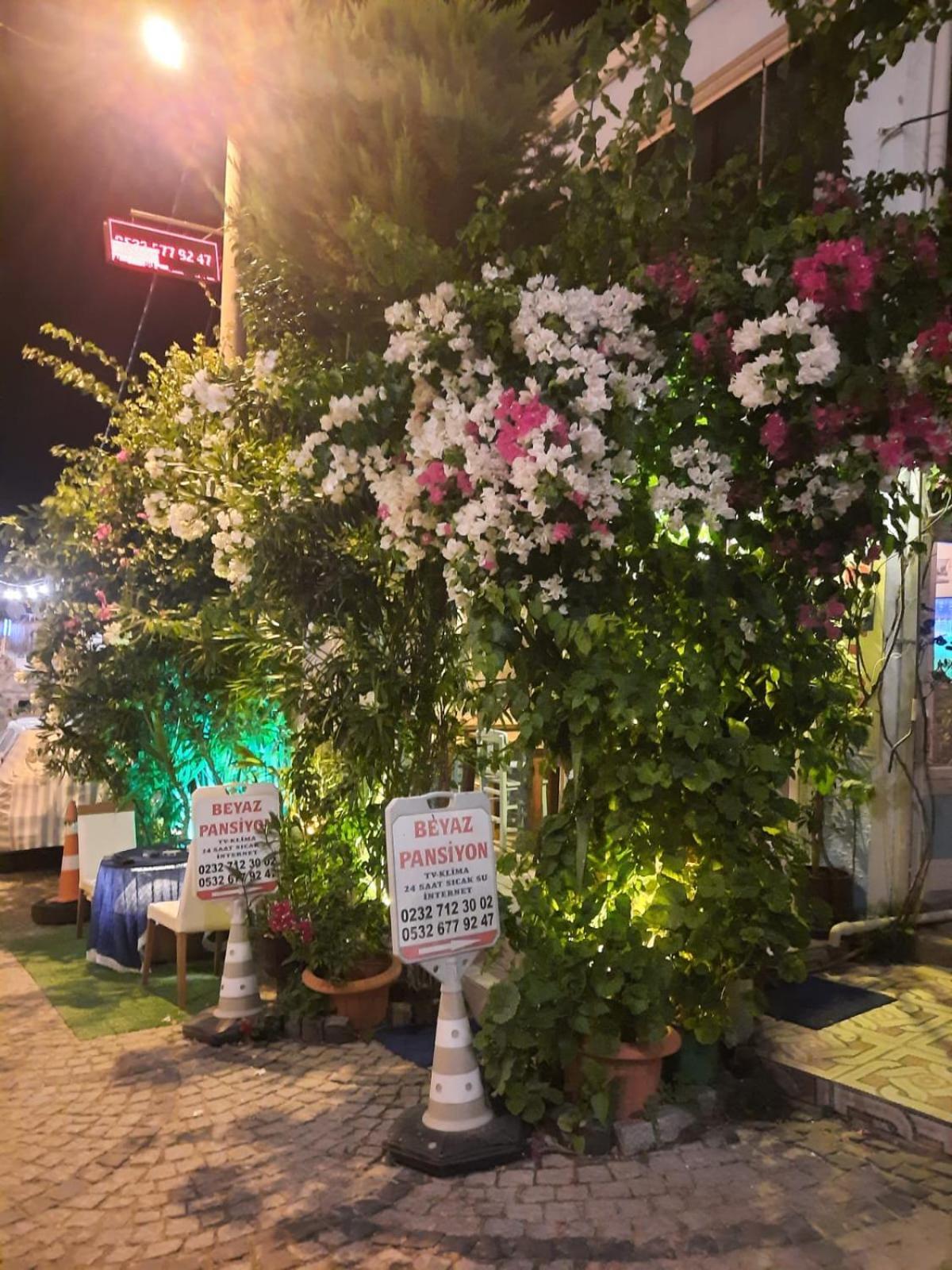 Beyaz Apart Pansiyon Çeşme Kültér fotó