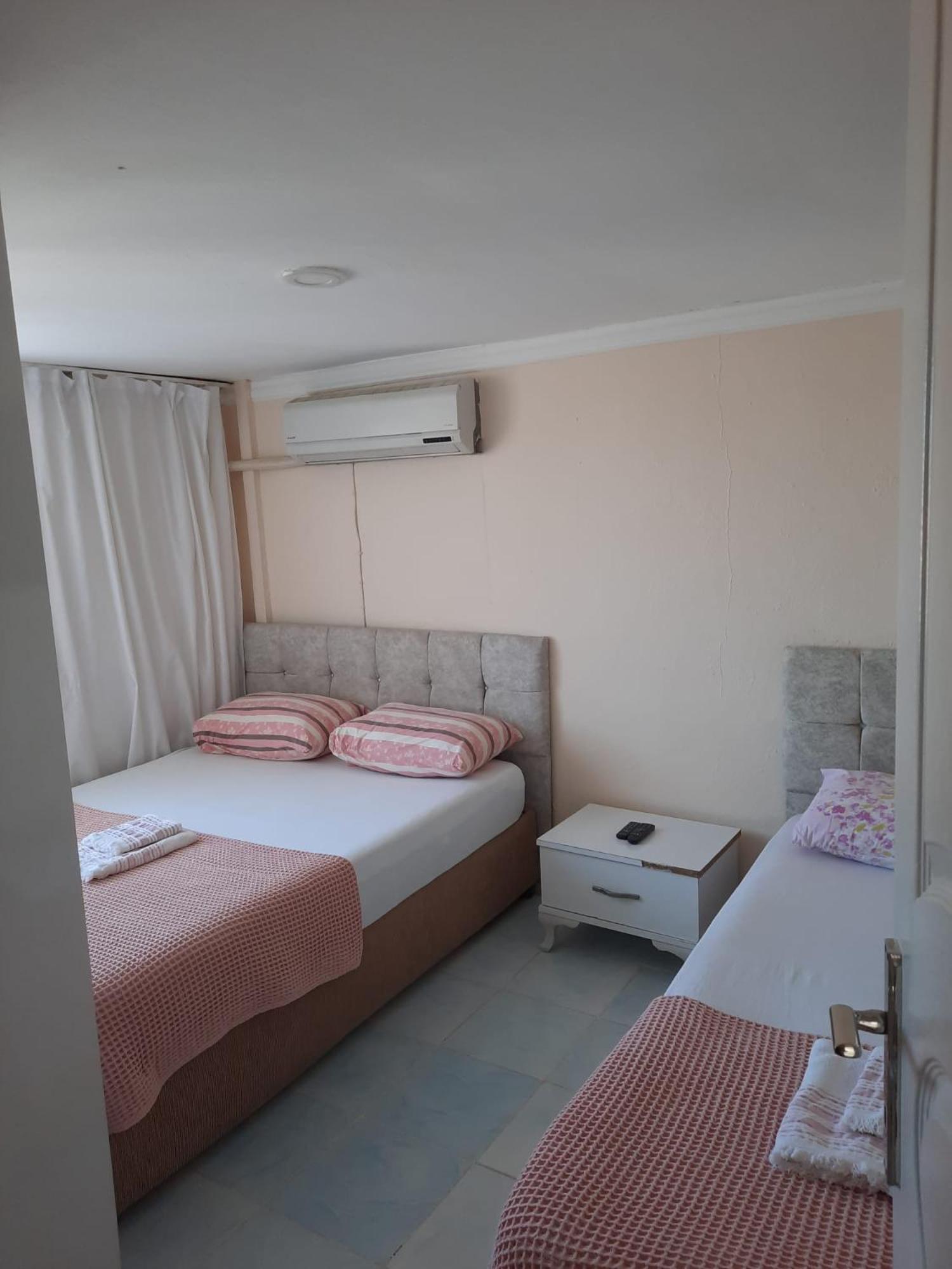 Beyaz Apart Pansiyon Çeşme Kültér fotó