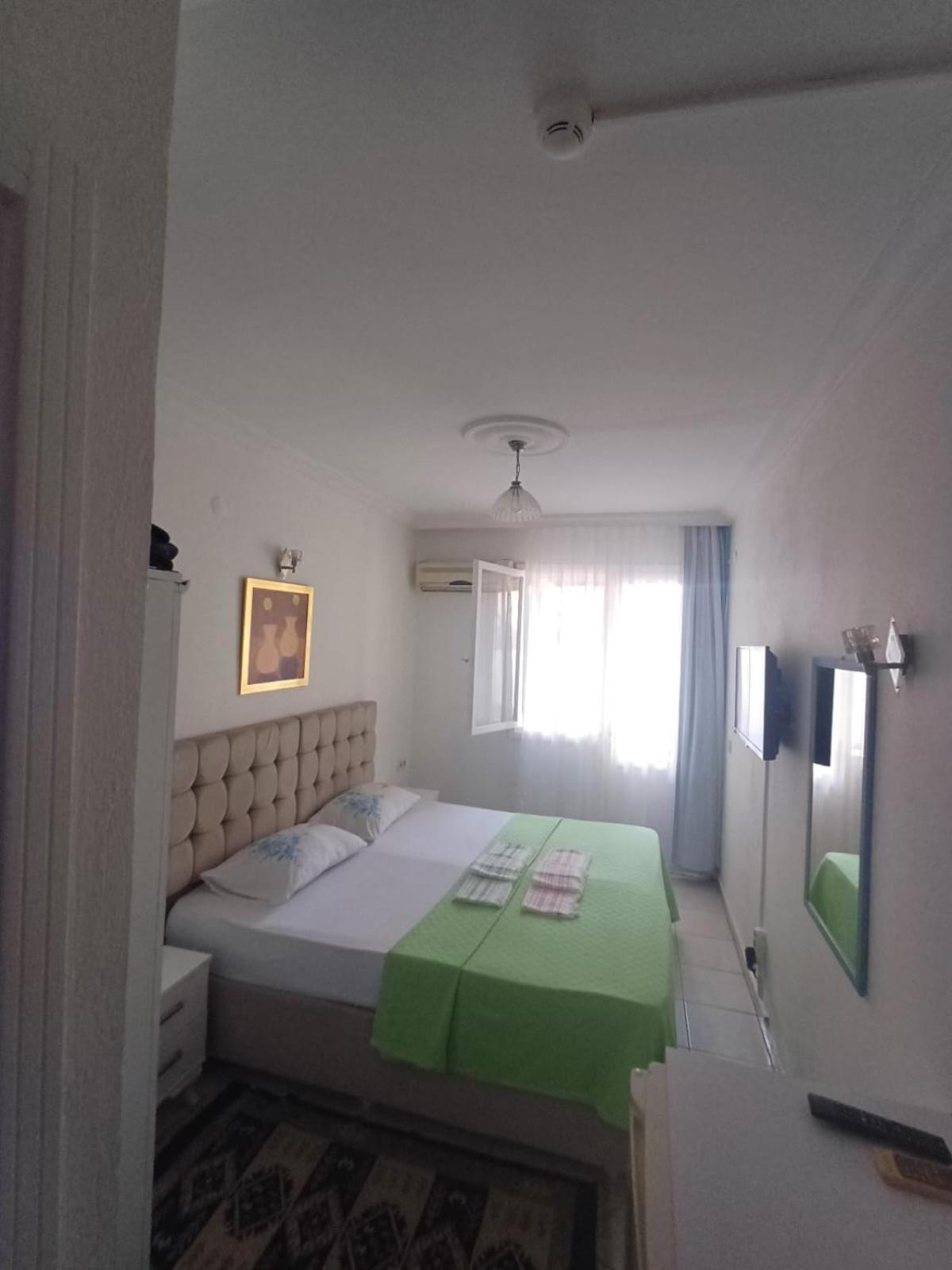 Beyaz Apart Pansiyon Çeşme Kültér fotó